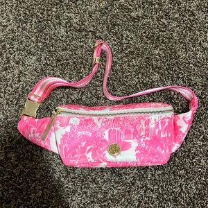 Lilly pulitzer Torrey belt bag